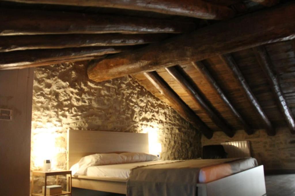 ビジャフランカ・デル・シド Casa Rustica Y Vistas A La Montana - Els Llavadorsヴィラ エクステリア 写真